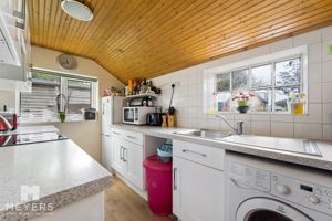 Photo 25- click for photo gallery